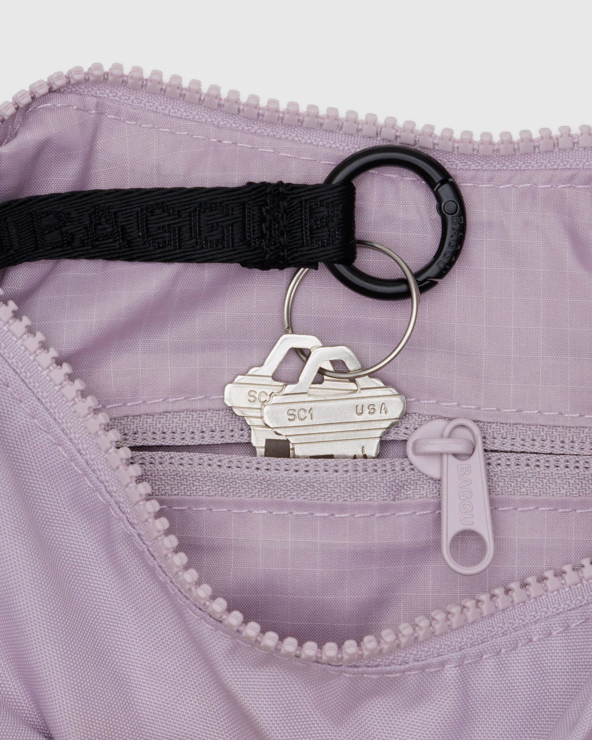 Small Nylon Crescent Bag Dusty Pink