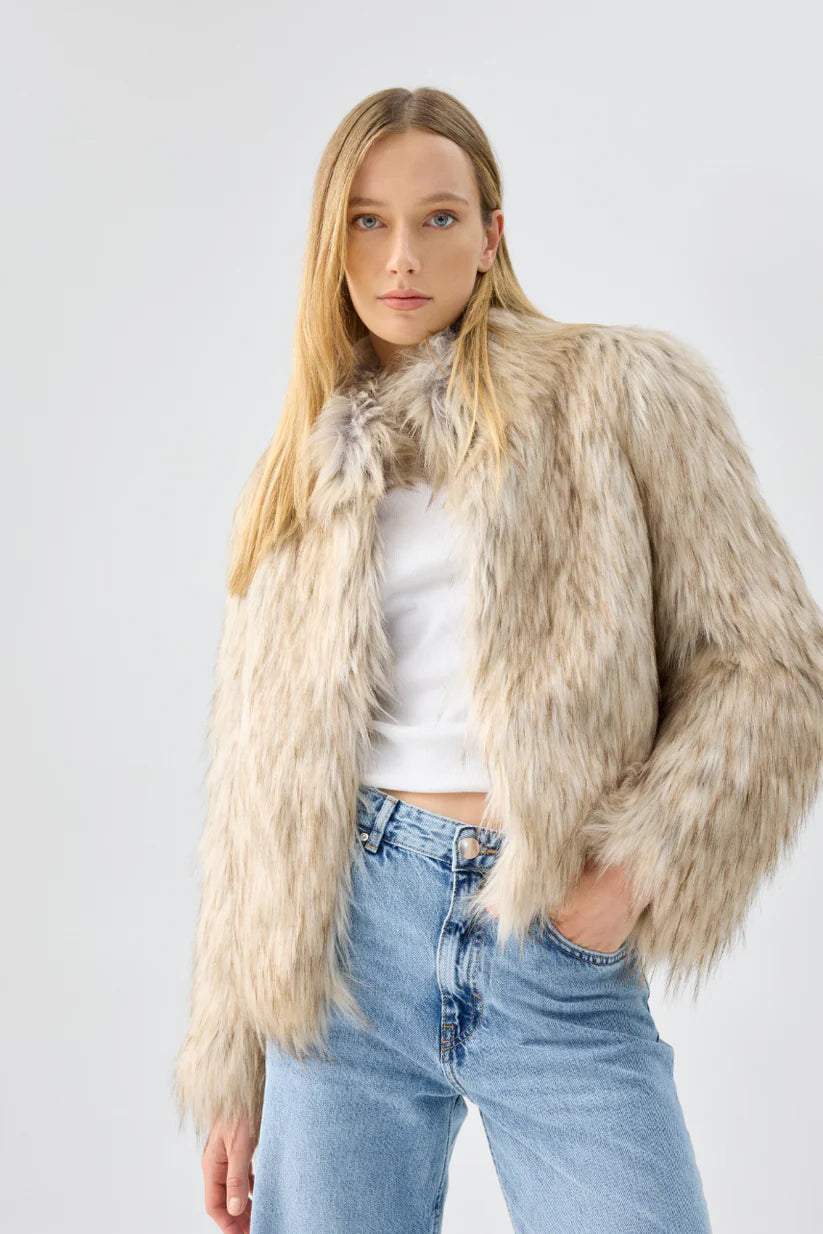 Veste en fourrure délicieuse (naturelle)