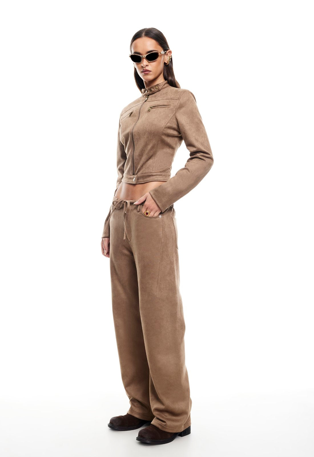 DUSTY PANT COFFEE
