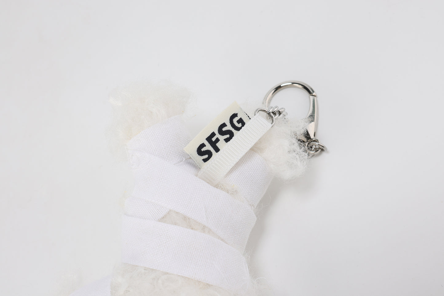 Chiot SFSG White Mummy Scrawl