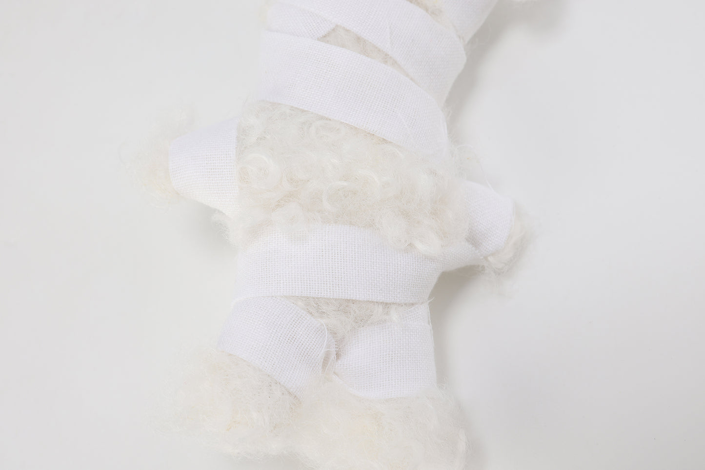 Chiot SFSG White Mummy Scrawl