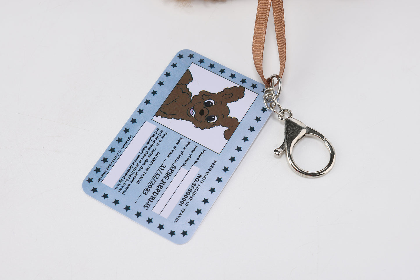 Chiot SFSG Brown Scribbled en jupe rayée bleue