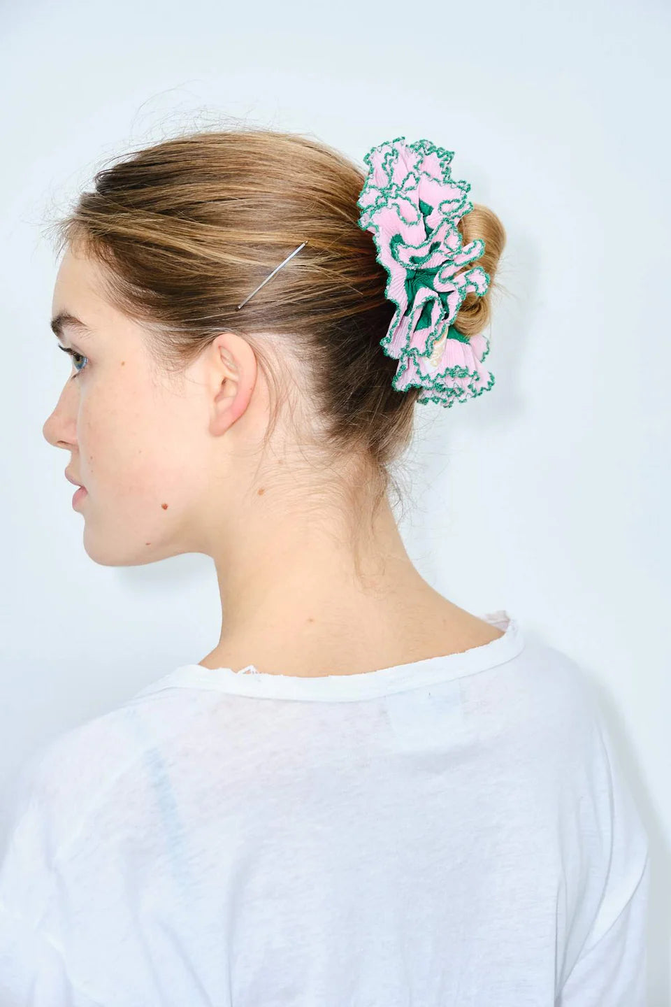 Les enfants curieux : vert et rose