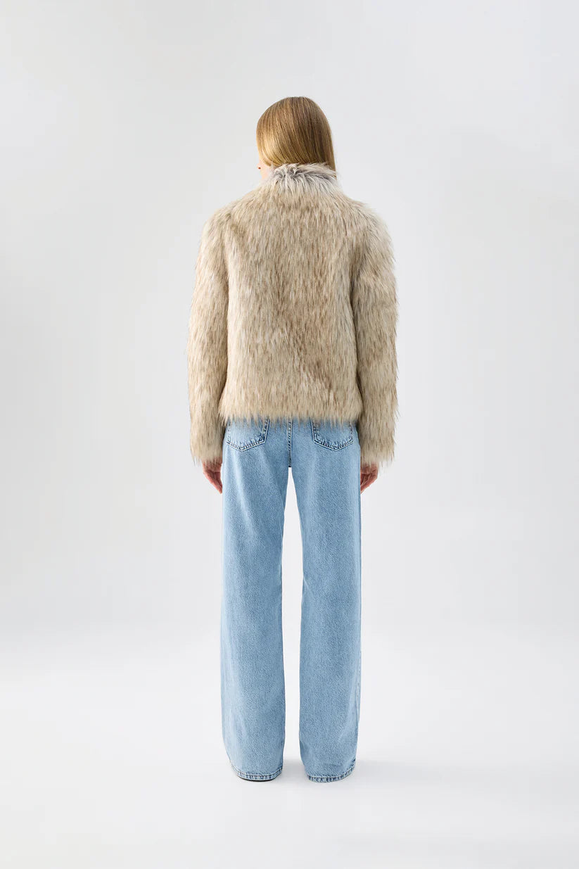 Veste en fourrure délicieuse (naturelle)