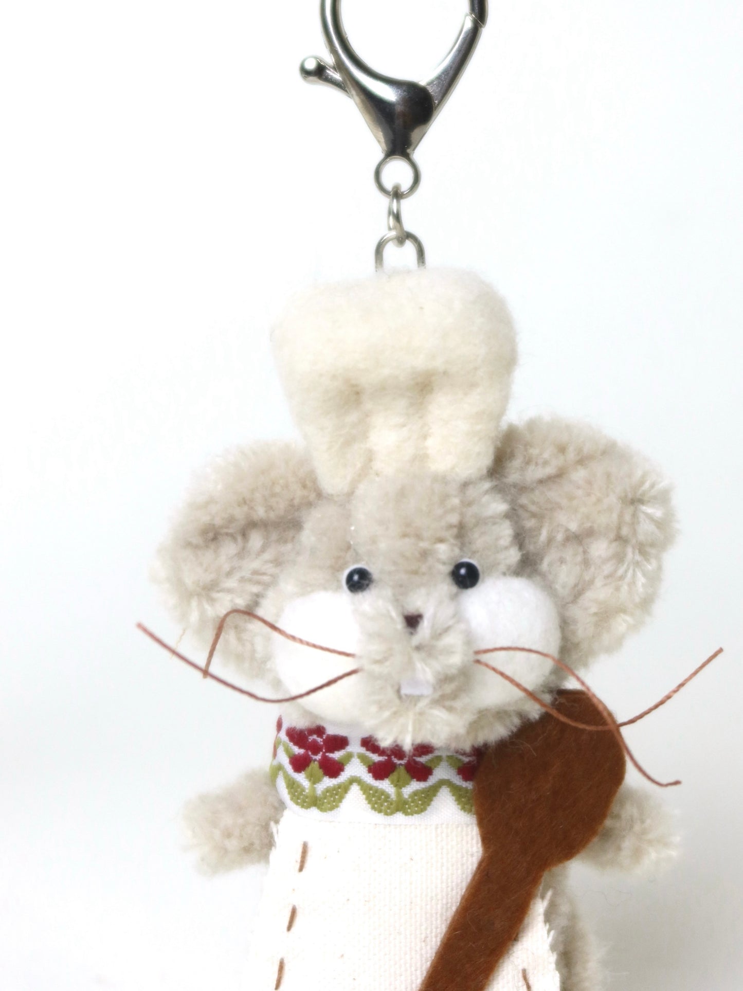 Pendentif en forme de poupée artisanale pour chambre silencieuse