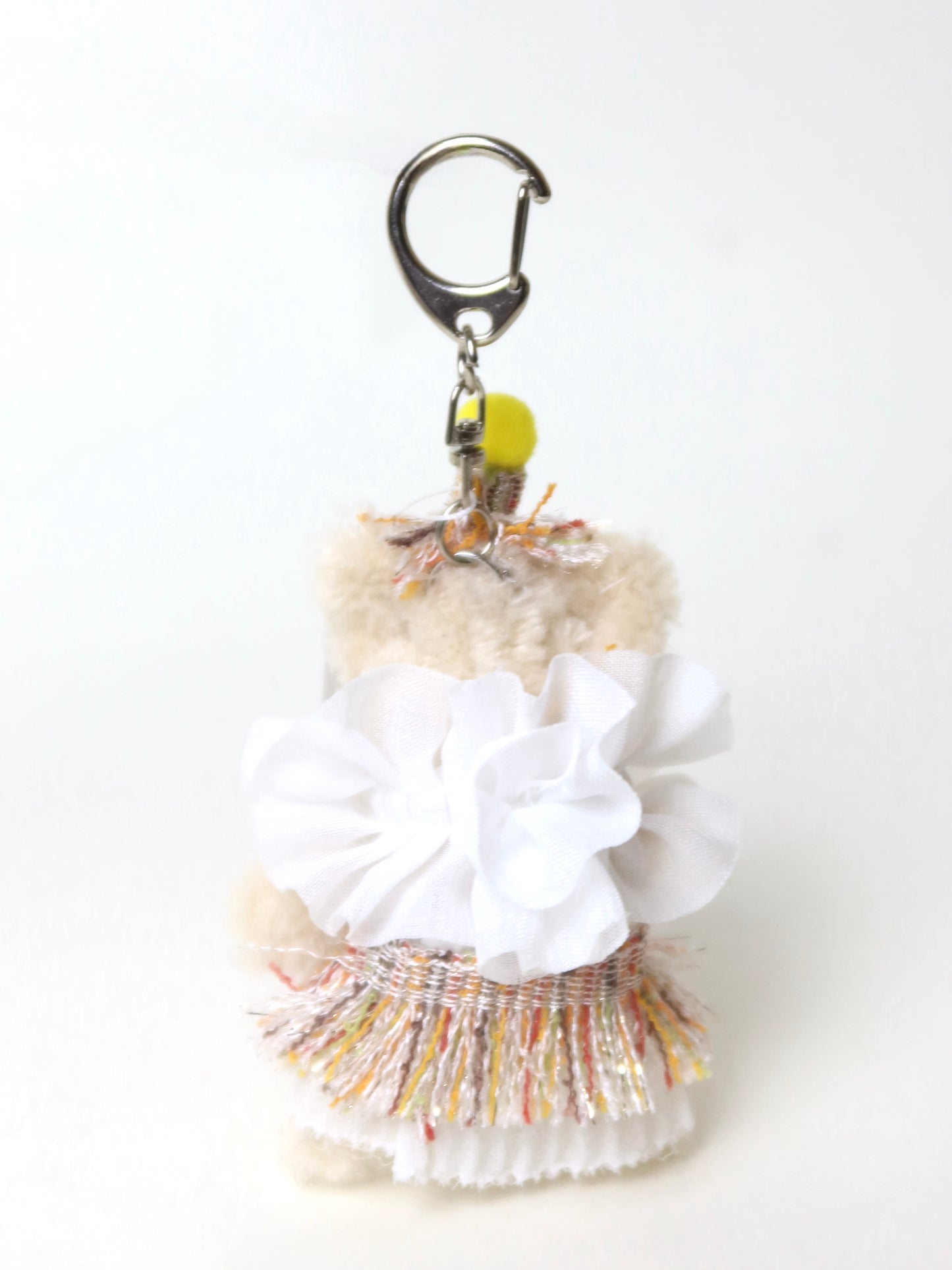 Pendentif en forme de poupée artisanale pour chambre silencieuse