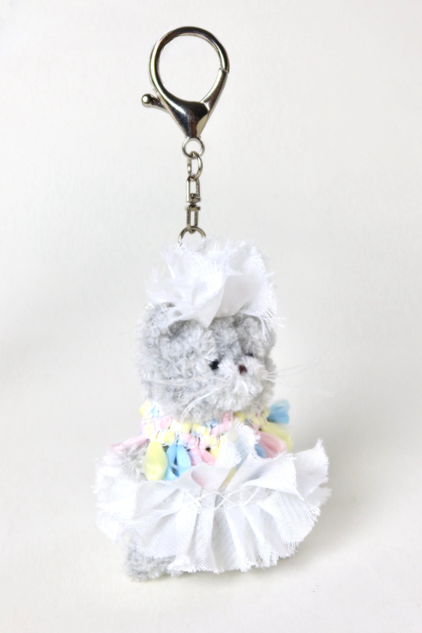 Pendentif en forme de poupée artisanale pour chambre silencieuse