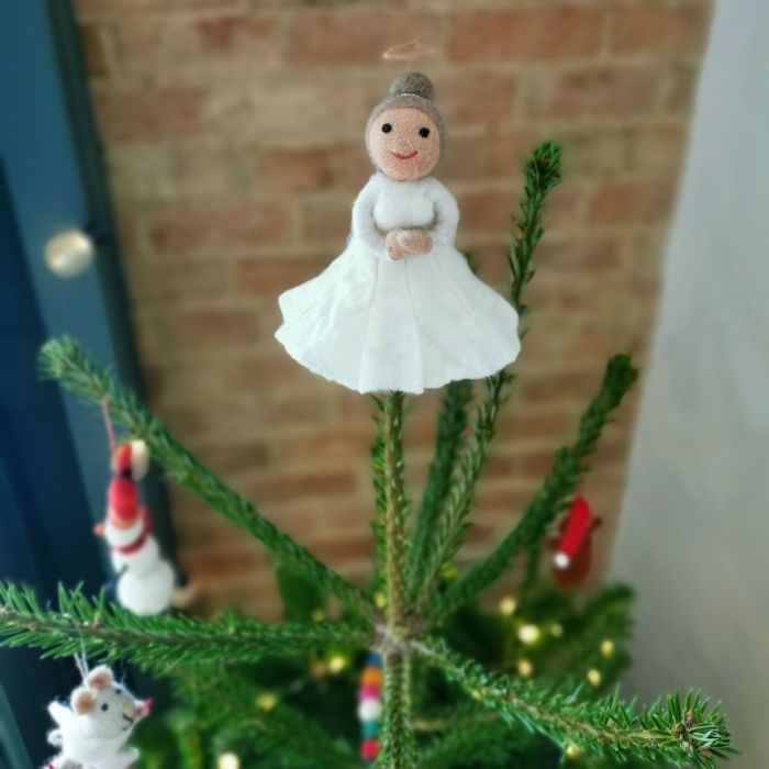 Ange de Noël en feutre fait à la main pour décoration de sapin de Noël