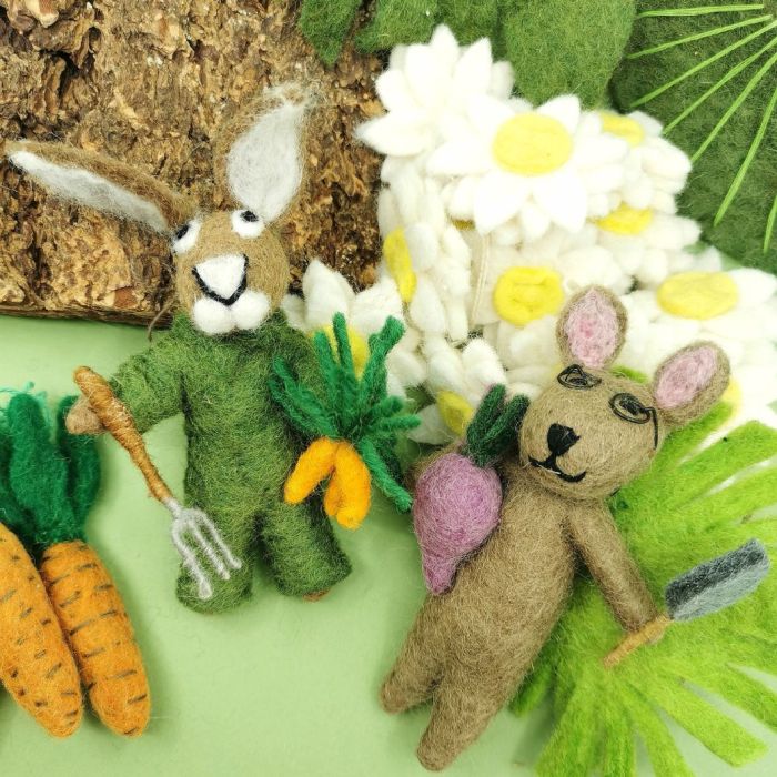 Handmade Felt Gordon the Gardening Hare Hanging Decoration