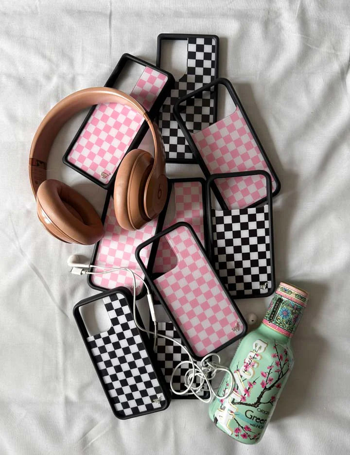 Checkers | Pink