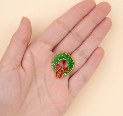 Christmas Wreath Pin