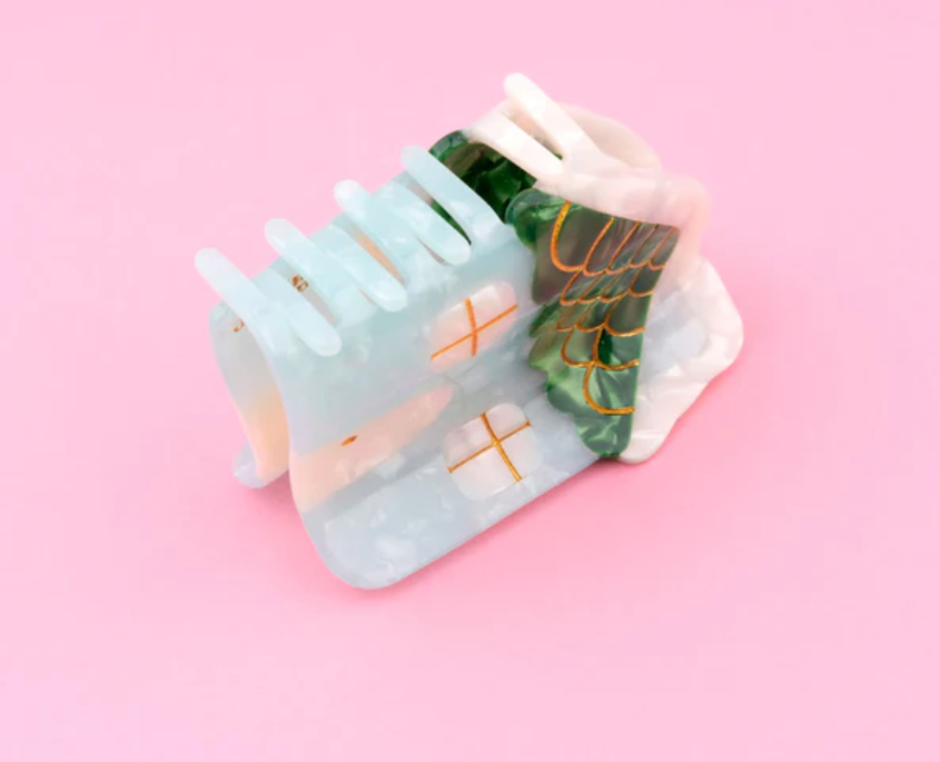 Snowy House Hair Claw