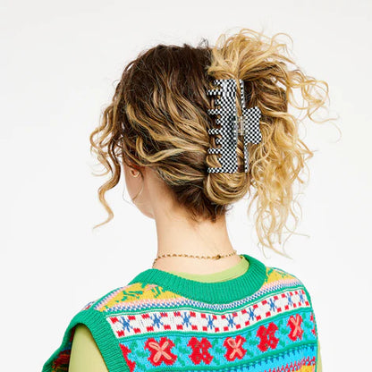 Jojo Claw in Large Glitch