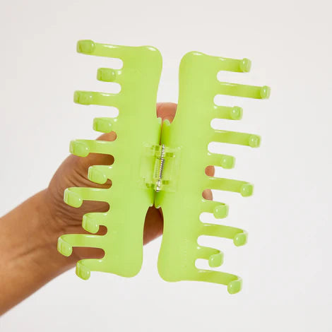 Jojo Claw in Large Honeydew