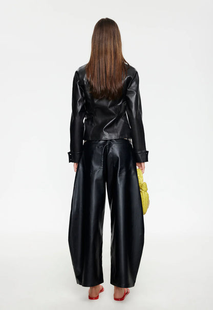 FORM JACKET