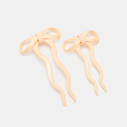 Bow Hairpin in Small Cream