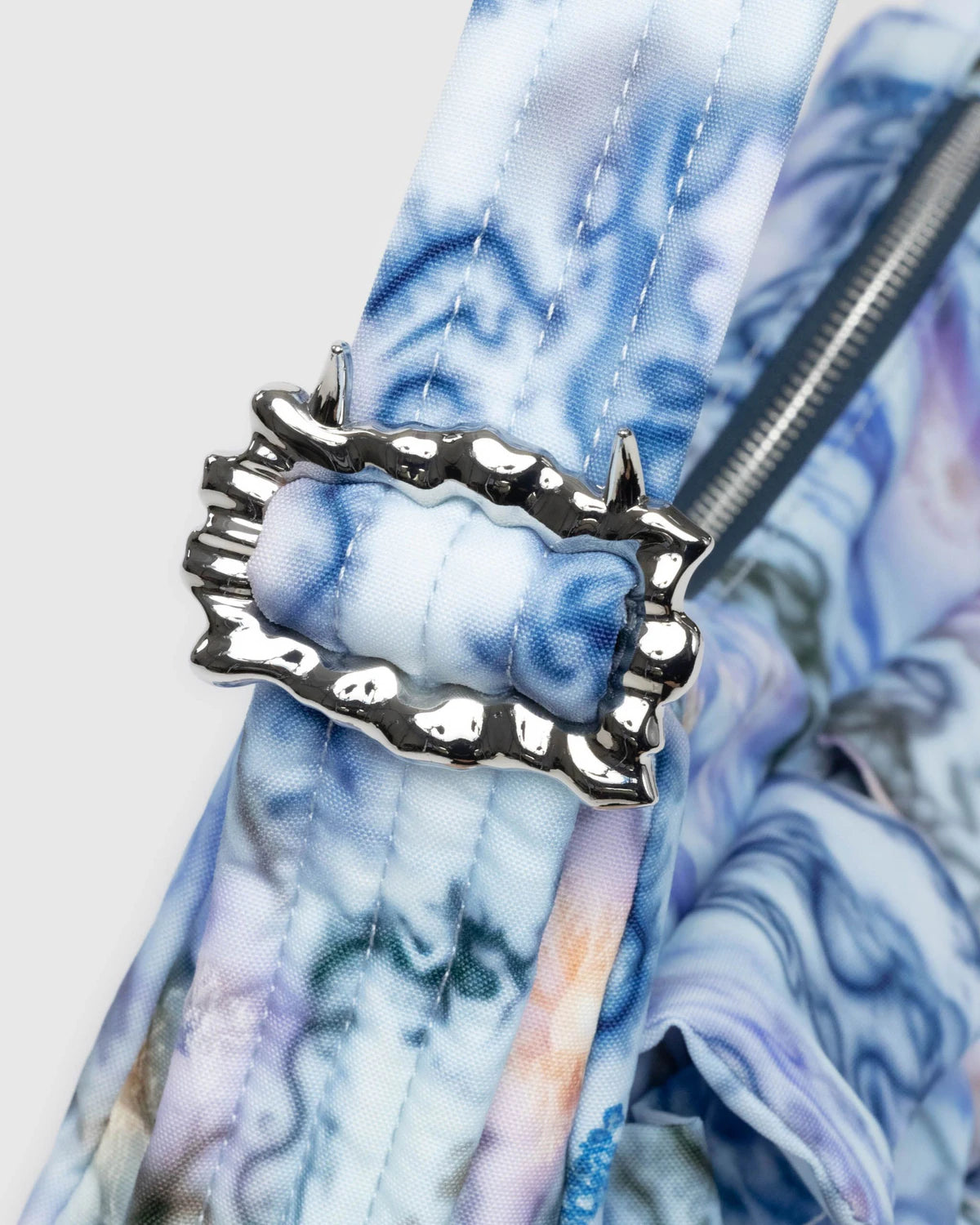 Cargo Shoulder Bag Blue Thorns