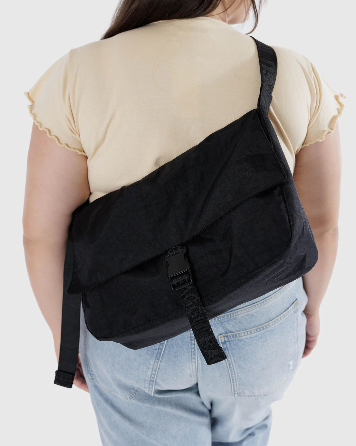 Nylon Messenger Bag  Black