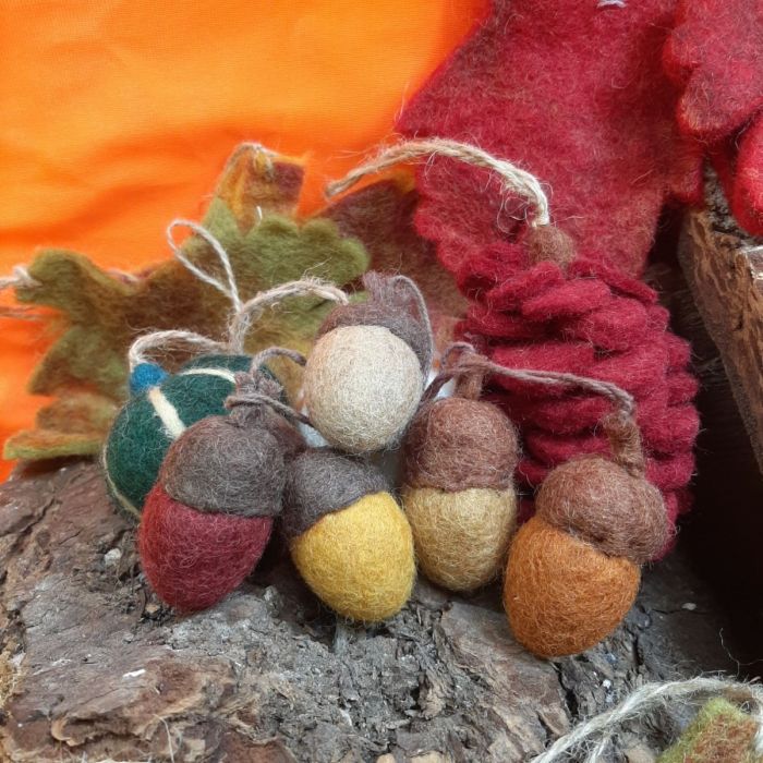 Handmade Felt Autumnal Acorns Set of 5 Hanging Decorations