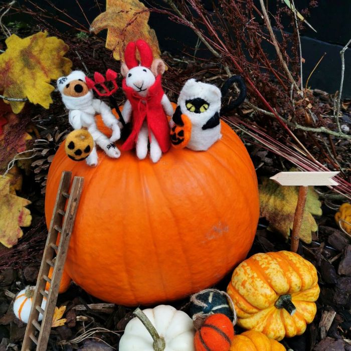 Handmade Felt Boo! Cat Hanging Halloween Decoration