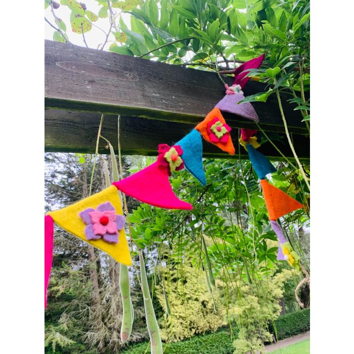 Handmade Felt Bright Blooms Bunting 200cm Garland Home Decoration