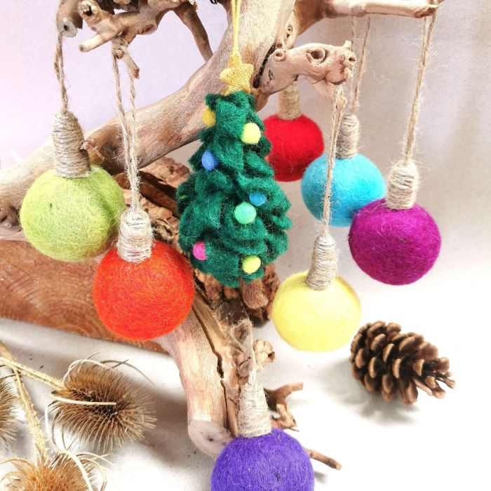 Handmade Felt Hanging Bulbs Set of 7 Christmas Decorations