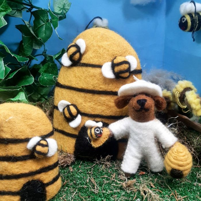 Handmade Felt Bumble the Bee Keeper Hanging Decoration