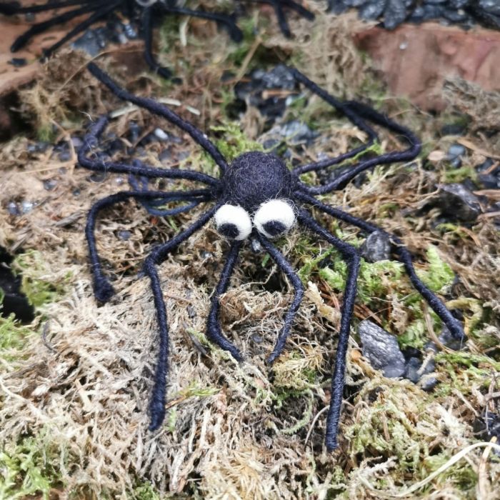 Handmade Felt Hanging Halloween Spider Decoration