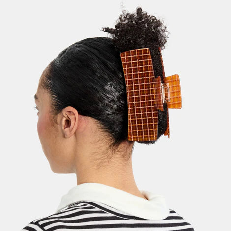 Jumbo Box Claw in Caramel Plaid