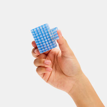 Midi Box Claw in Blue Lattice